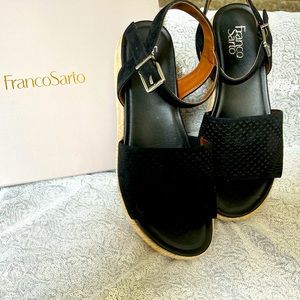 NIB - Frank Sarto espadrille sandals in Black. Size 9